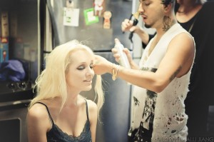 elvis doing lyd's hair.